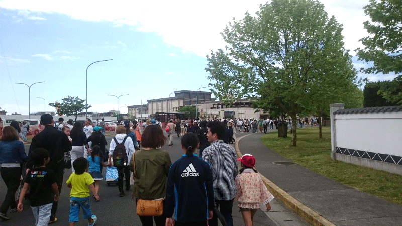 岩国基地フレンドシップデーは歩く